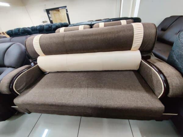 3 SEATER SOFA - 8