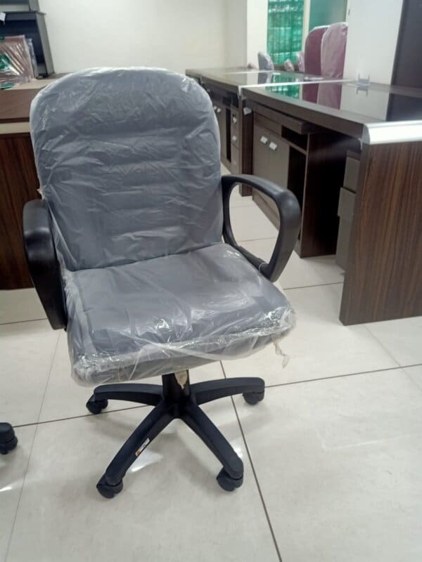 MEDIUM BACK OFFICE CHAIR -2