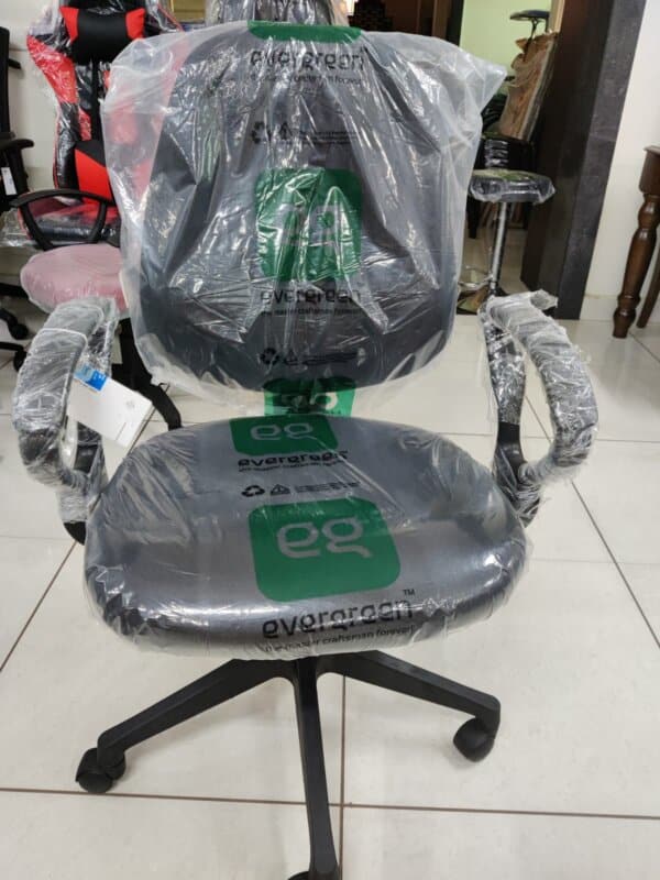 MEDIUM BACK OFFICE CHAIR -5