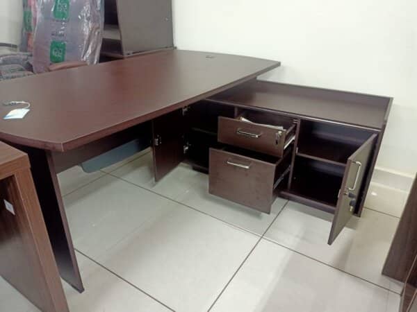 BRANDED OFFICE TABLE -3 - Image 2